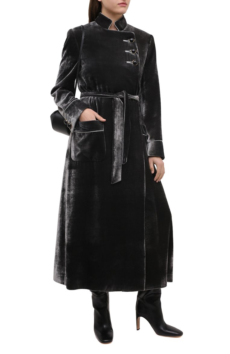 Женское пальто из вискозы GIORGIO ARMANI серого цвета, арт. 0WH0L04P/T01I7 | Фото 2 (Рукава: Длинные; Материал подклада: Шелк; 1-2-бортные: Двубортные; Материал внешний: Вискоза; Длина (верхняя одежда): Длинные; Региональные ограничения белый список (Axapta Mercury): Не проставлено)