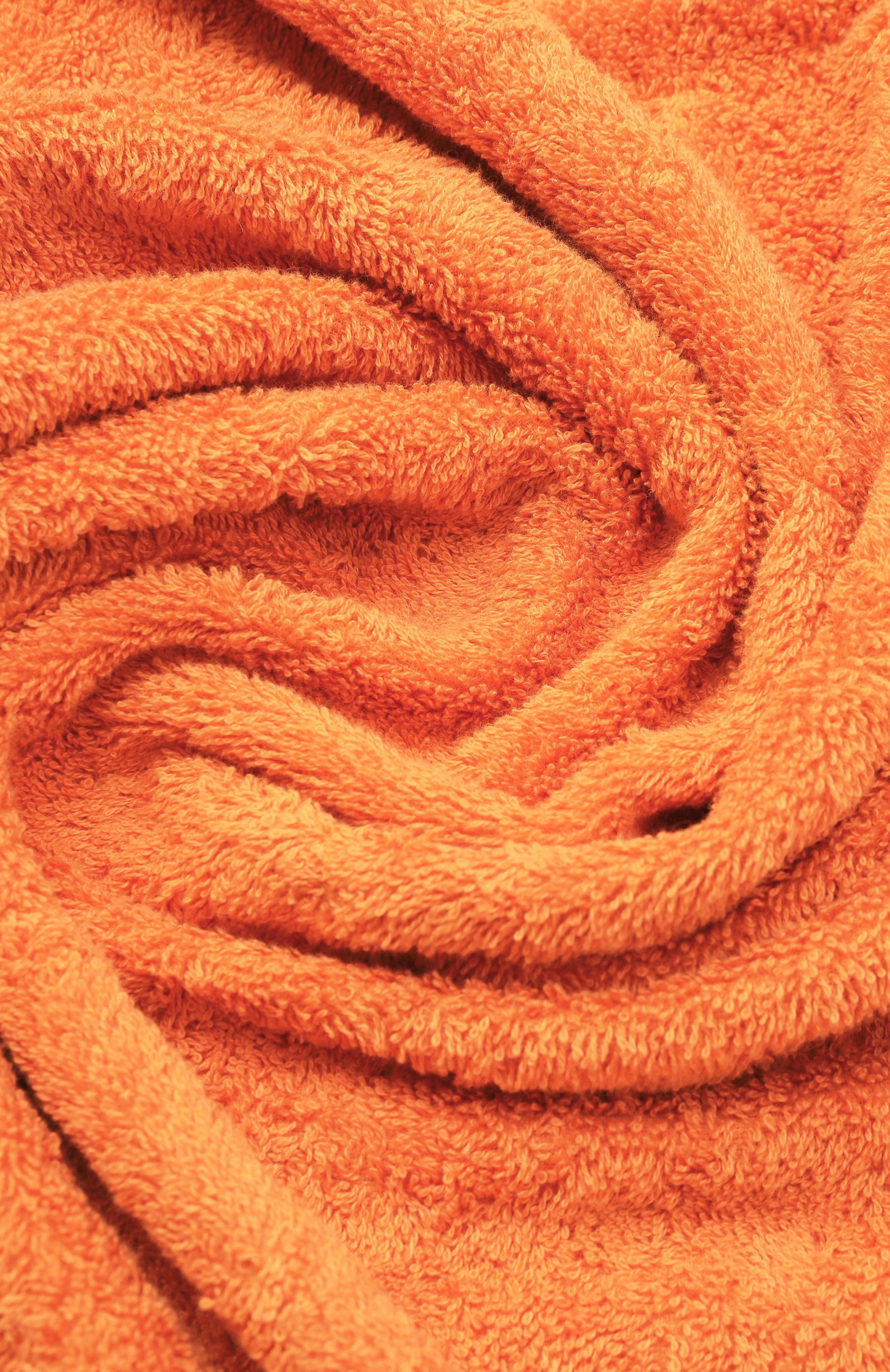 Хлопковое полотенце KITON оранжевого цвета по цене 53050 руб., арт. UTLM02S26193, фото 2 Хлопковое полотенце KITON, арт. UTLM02S26193, фото 2