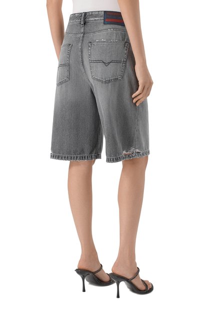 Джинсовые шорты de-sire DIESEL серого цвета по цене 21650 руб., арт. A14051/09P08, фото 4 Джинсовые шорты de-sire DIESEL, арт. A14051/09P08, фото 4