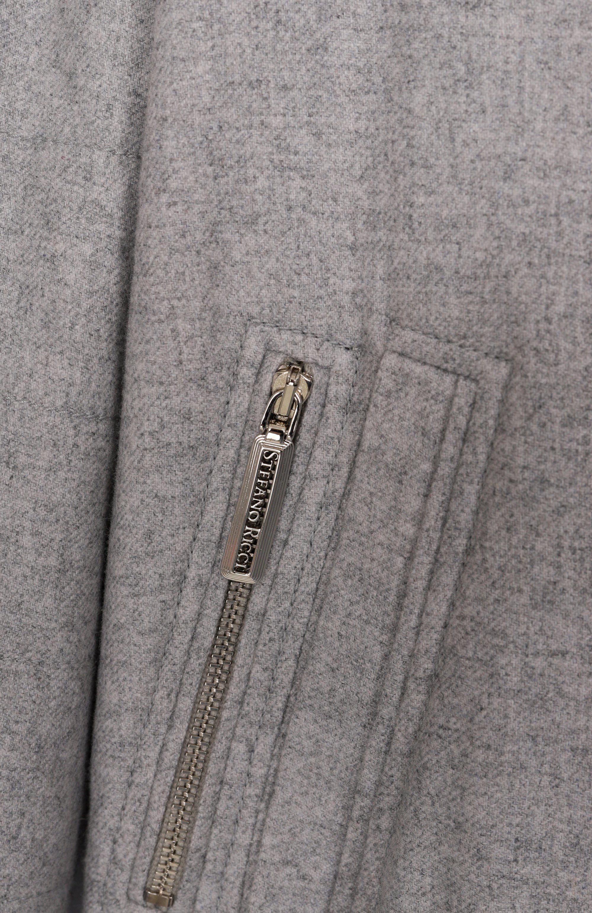 Бомбер STEFANO RICCI JUNIOR серого цвета по цене 360500 руб., арт. Y7J2300130/CPA01M, фото 3 Бомбер STEFANO RICCI JUNIOR, арт. Y7J2300130/CPA01M, фото 3