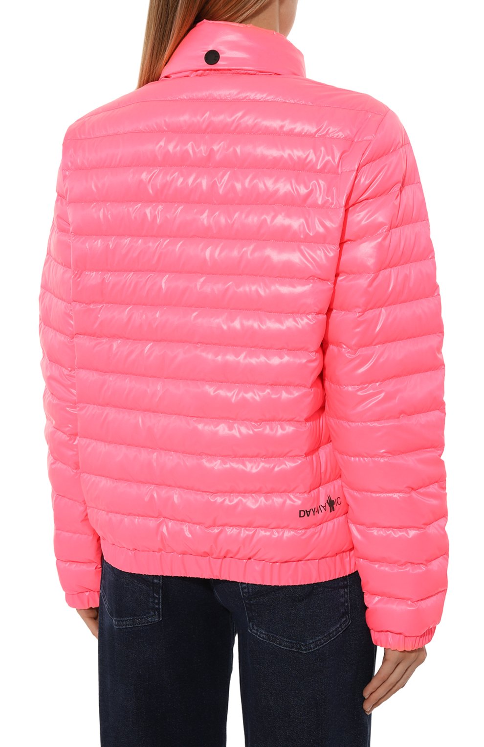 Пуховая куртка MONCLER розового цвета по цене 140500 руб., арт. I10981A00009/54A8W, фото 4 Пуховая куртка MONCLER, арт. I10981A00009/54A8W, фото 4