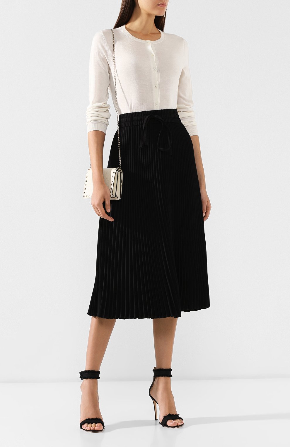 Кардиган из смеси кашемира и шелка REDVALENTINO кремового цвета по цене 46050 руб., арт. RR3KA00V/1W7, фото 2 Кардиган из смеси кашемира и шелка REDVALENTINO, арт. RR3KA00V/1W7, фото 2