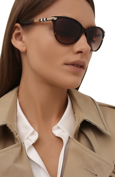Солнцезащитные очки BURBERRY, арт. 4216-300213, фото 2