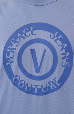 Мужская хлопковая футболка VERSACE JEANS COUTURE голубого цвета, арт. 76GAHT06/CJ00T | Фото 5 (Рукава: Короткие; Длина (для топов): Стандартные; Принт: С принтом; Материал сплава: Проставлено; Материал внешний: Хлопок; Драгоценные камни: Проставлено; Стили: Кэжуэл)