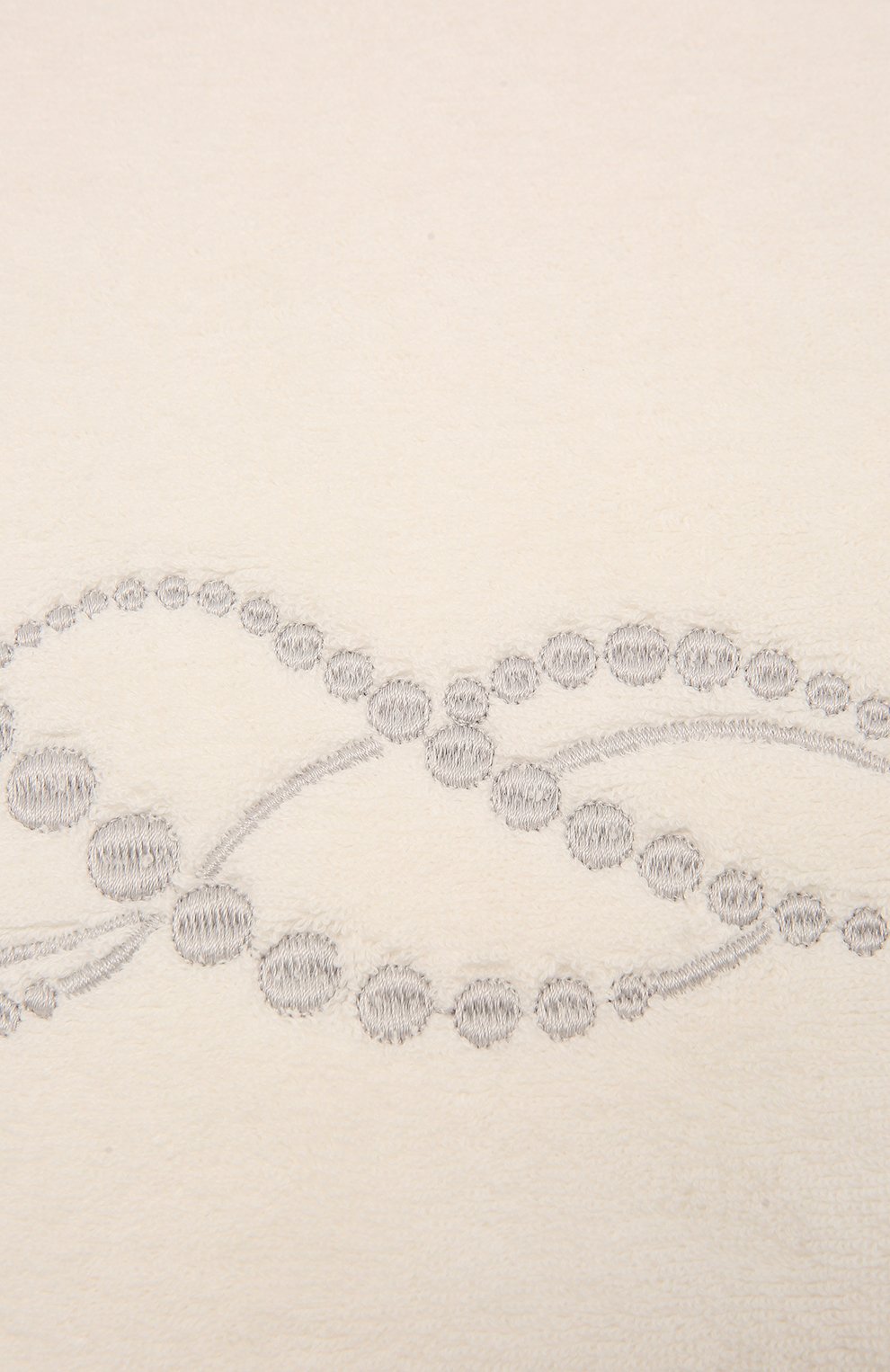 Ванная простынь pearls embroidery FRETTE серого цвета по цене 21150 руб., арт. FR6570 D0300 100B, фото 2 Ванная простынь pearls embroidery FRETTE, арт. FR6570 D0300 100B, фото 2