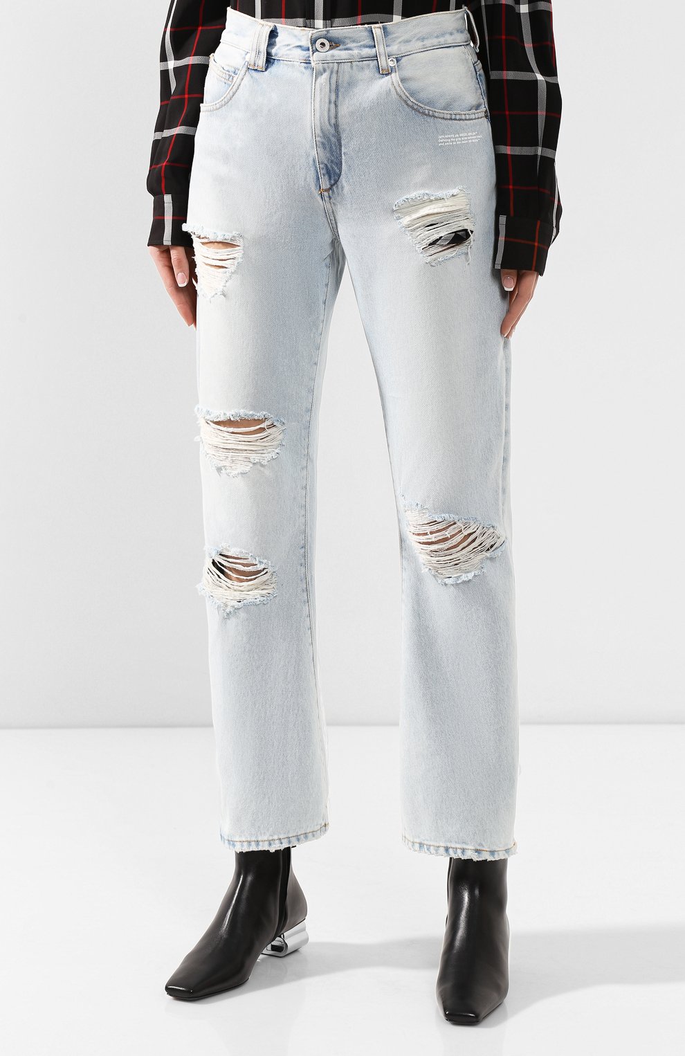 Джинсы с потертостями OFF-WHITE голубого цвета по цене 73950 руб., арт. 0WYA012F197730647101, фото 3 Джинсы с потертостями OFF-WHITE, арт. 0WYA012F197730647101, фото 3