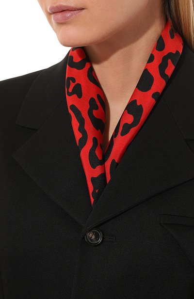 Шелковый платок DOLCE & GABBANA красного цвета по цене 39950 руб., арт. FN092R/GDBKR, фото 2 Шелковый платок DOLCE & GABBANA, арт. FN092R/GDBKR, фото 2
