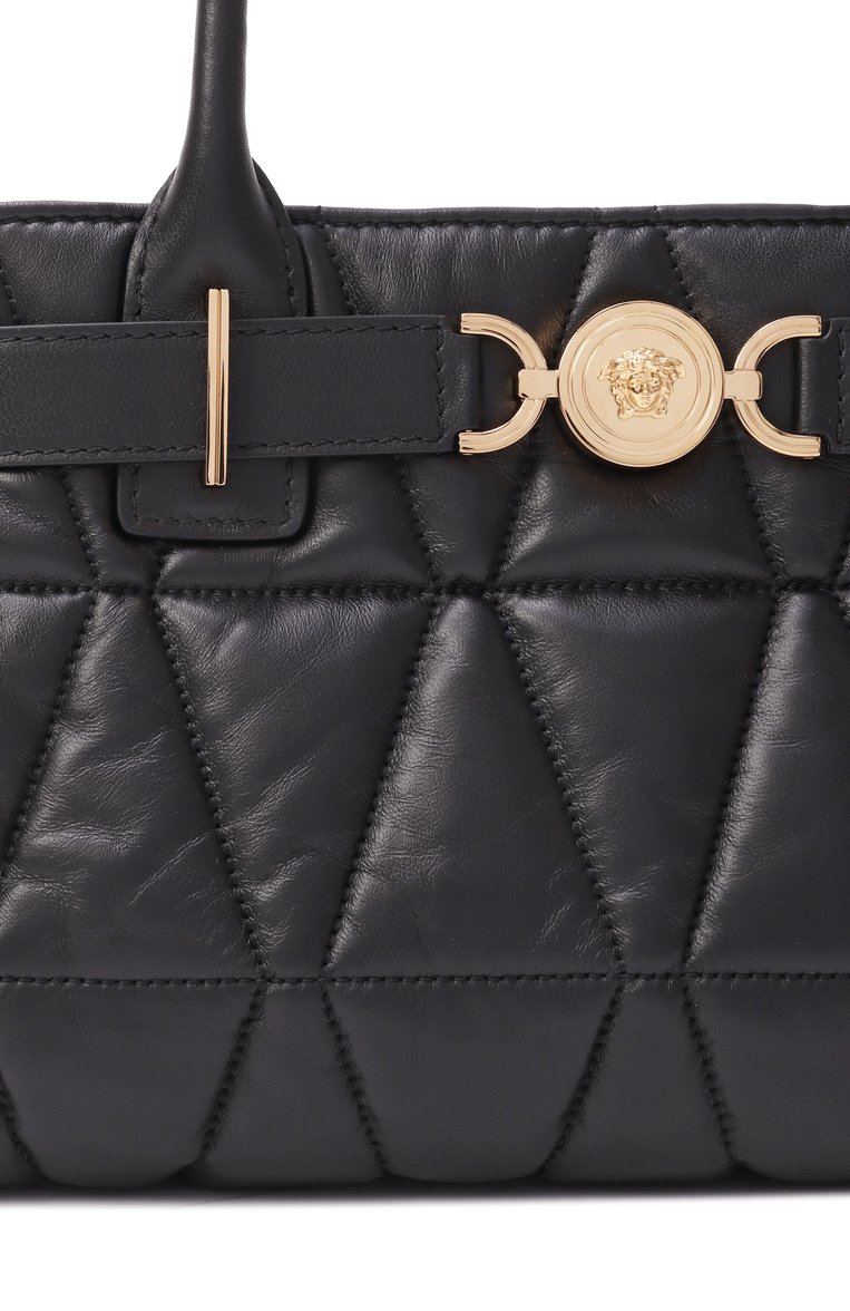 Женская сумка medusa '95 VERSACE черного цвета, арт. 1013168/1A12973 | Фото 3 (Размер: medium; Ремень/цепочка: На ремешке; Материал: Натуральная кожа)