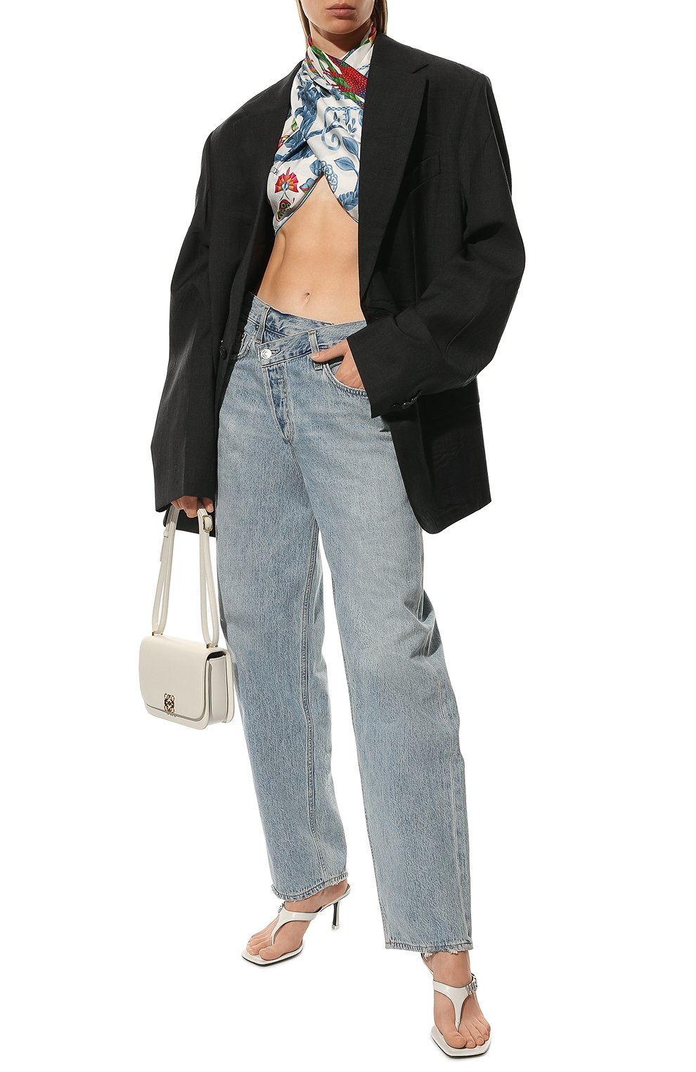 Шелковый платок lemur KIRILL OVCHINNIKOV белого цвета по цене 35200 руб., арт. 135\Lw, фото 3 Шелковый платок lemur KIRILL OVCHINNIKOV, арт. 135\Lw, фото 3