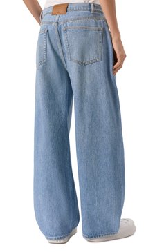 Женские джинсы ALEXANDER WANG голубого цвета, арт. 4DC2244264 | Фото 4 (Длина (брюки, джинсы): Стандартные; Стили: Повседневный; Силуэт Ж (брюки и джинсы): Широкие; Кросс-КТ: Деним; Материал внешний: Деним, Хлопок)