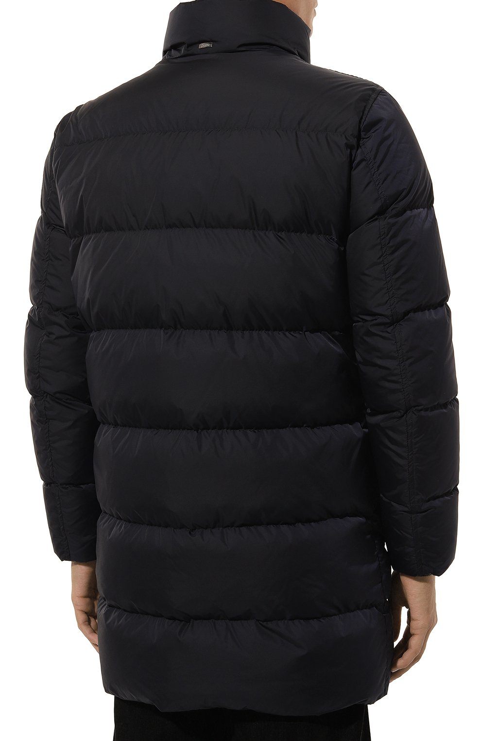 Пуховик HERNO темно-синего цвета по цене 87550 руб., арт. PI001149U/12004Z, фото 4 Пуховик HERNO, арт. PI001149U/12004Z, фото 4