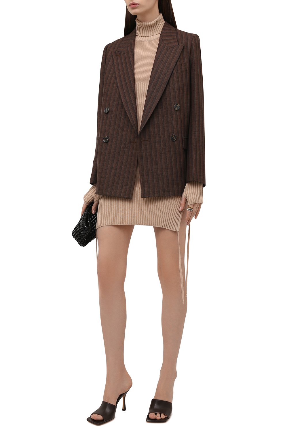 Платье из вискозы ANDREADAMO светло-бежевого цвета по цене 57600 руб., арт. ADFW21DR07031475, фото 2 Платье из вискозы ANDREADAMO, арт. ADFW21DR07031475, фото 2