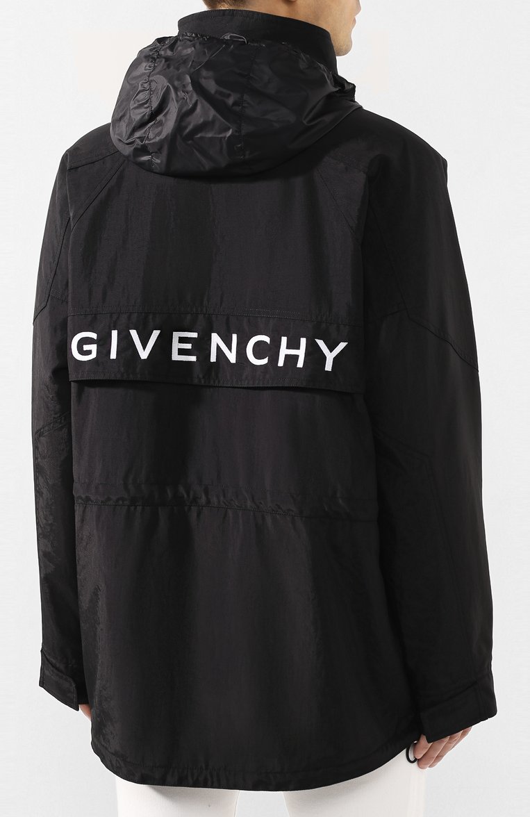 Мужская куртка GIVENCHY черного цвета, арт. BM00CG1Y5C | Фото 6 (Материал подклада: Синтетический материал; Материал внешний: Синтетический материал; Рукава: Длинные; Длина (верхняя одежда): До середины бедра; Мужское Кросс-КТ: Верхняя одежда, Пуховик-верхняя одежда, утепленные куртки; Кросс-КТ: Куртка; Драгоценные камни: Проставлено; Материал сплава: Пр�оставлено; Стили: Кэжуэл)