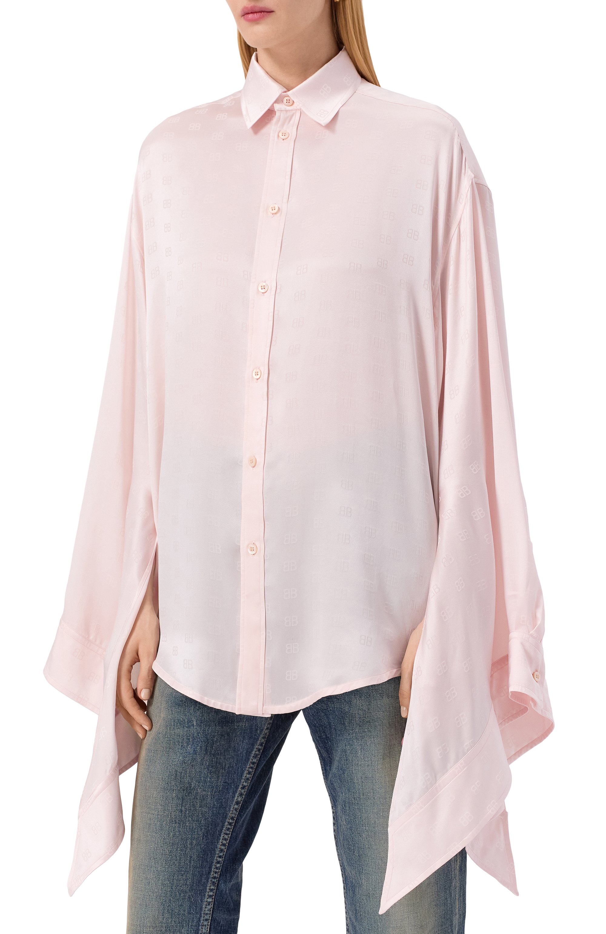 Атласная блузка BALENCIAGA светло-розового цвета по цене 271500 руб., арт. 830989/TSN10, фото 3 Атласная блузка BALENCIAGA, арт. 830989/TSN10, фото 3