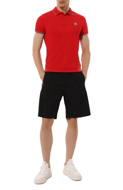 Шорты day-namic MONCLER GRENOBLE черного цвета по цене 41700 руб., арт. 2B000-02-54AL5, фото 2 Шорты day-namic MONCLER GRENOBLE, арт. 2B000-02-54AL5, фото 2