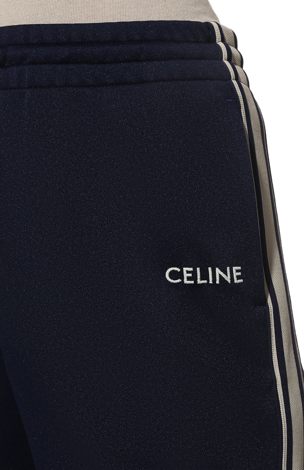 Брюки CELINE темно-синего цвета по цене 85850 руб., арт. 2Z1301210, фото 5 Брюки CELINE, арт. 2Z1301210, фото 5
