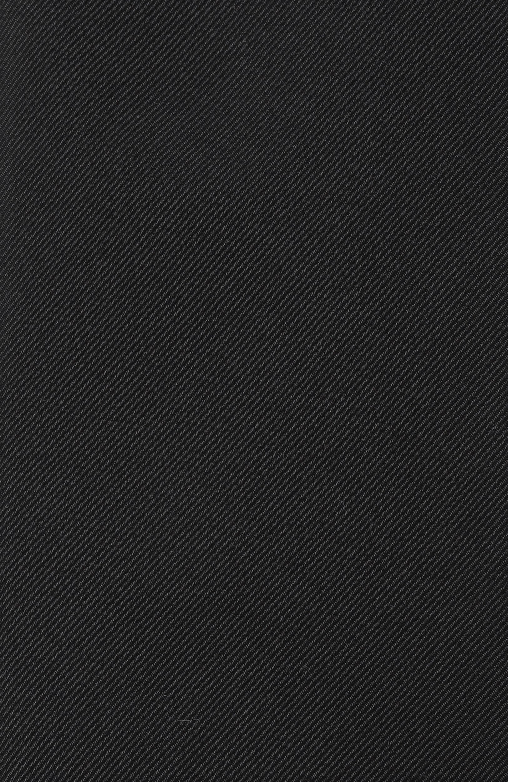 Шелковый галстук CORNELIANI черного цвета по цене 25750 руб., арт. 28U302/2A20300, фото 4 Шелковый галстук CORNELIANI, арт. 28U302/2A20300, фото 4