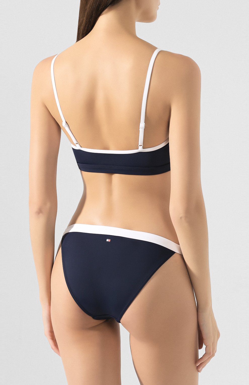 Плавки-бикини TOMMY HILFIGER синего цвета по цене 3990 руб., арт. UW0UW01787, фото 3 Плавки-бикини TOMMY HILFIGER, арт. UW0UW01787, фото 3