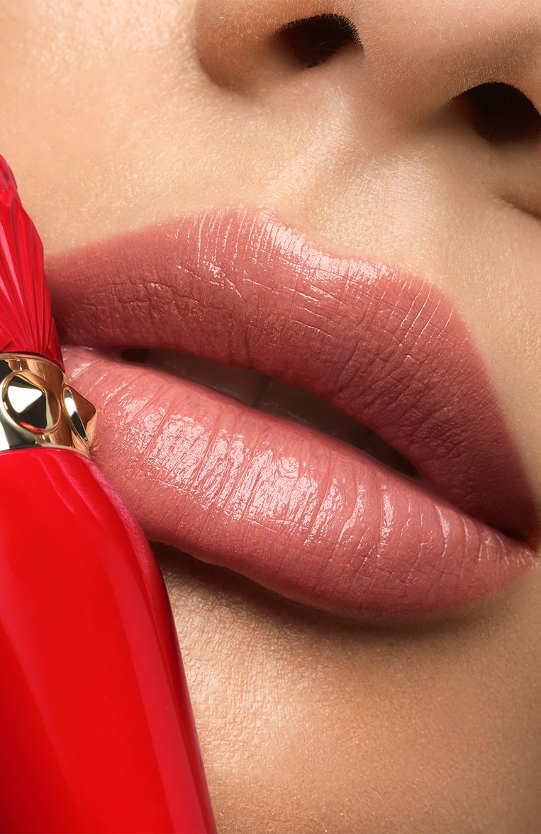 Сменный блок помады-блеска rouge louboutin sooooo…glow, оттенок peach cabaret CHRISTIAN LOUBOUTIN  цвета, арт. 8435415046237 | Фото 7 (Региональные ограничения белый список (Axapta Mercury): Не проставлено; Нос: Не проставлено; Финишное покрытие: Сияющий)
