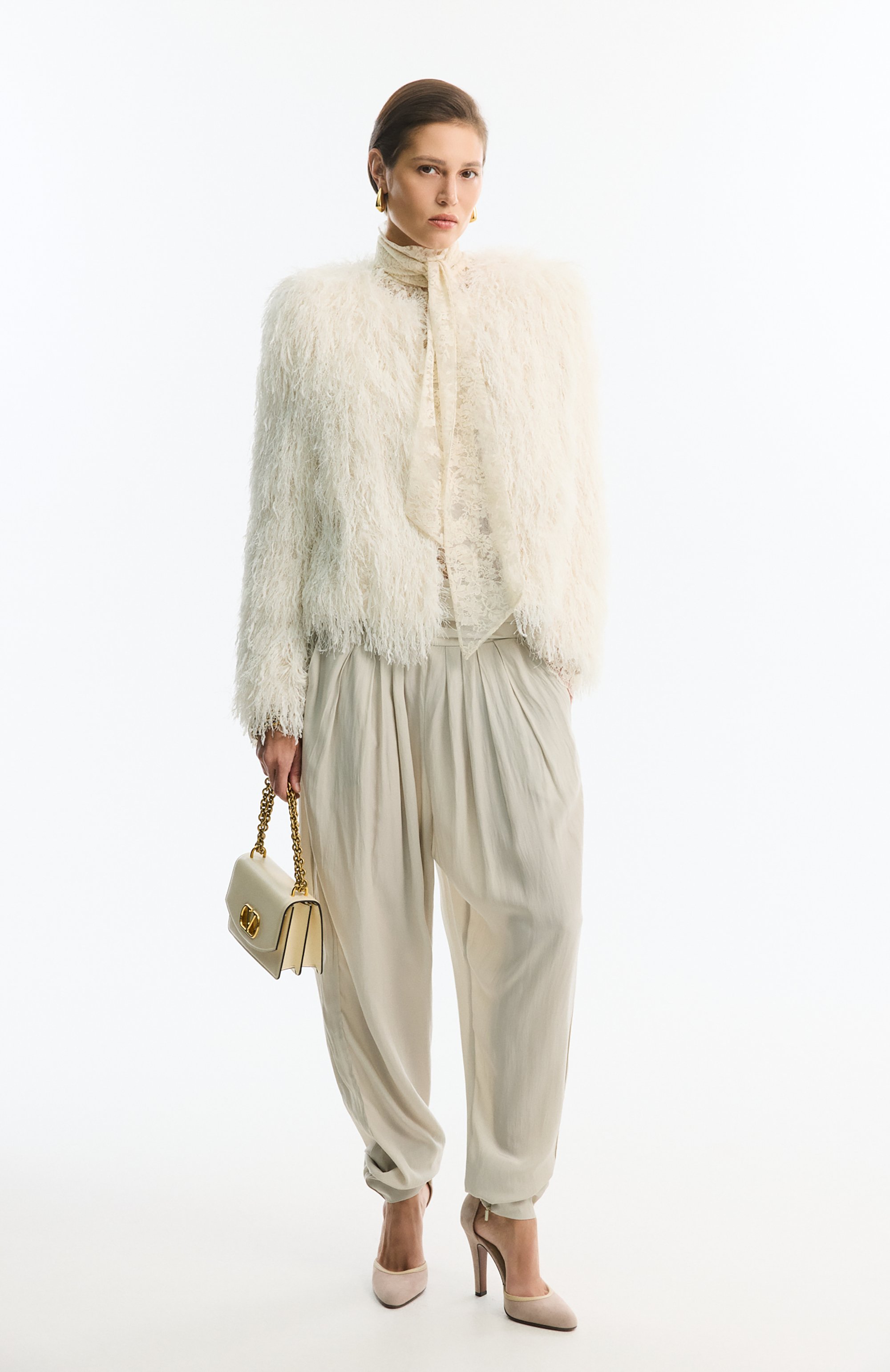 Брюки LANVIN серого цвета по цене 148500 руб., арт. RW-TR0025-4778-P26, фото 6 Брюки LANVIN, арт. RW-TR0025-4778-P26, фото 6