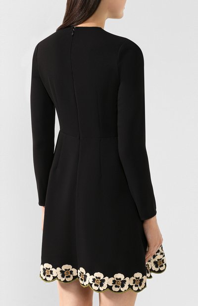 Платье REDVALENTINO черного цвета по цене 58900 руб., арт. SR0VA06Z/4KR, фото 4 Платье REDVALENTINO, арт. SR0VA06Z/4KR, фото 4