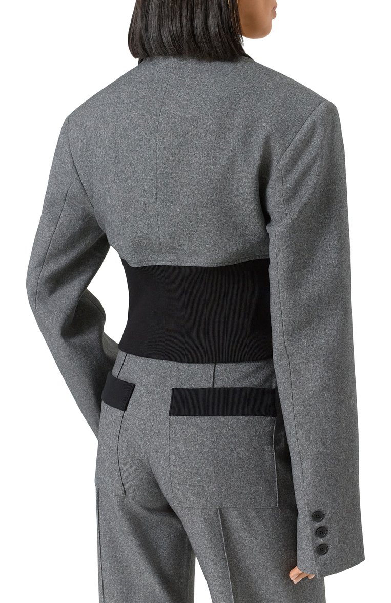 Женский жакет YUZEFI серого цвета, арт. YUZRS25-RW-JK03-46 | Фото 4 (Драгоценные камни: Проставлено; Длина (для топов): Стандартные; Рукава: Длинные; Материал сплава: Проставлено; Стили: Кэжуэл; 1-2-бортные: Однобортные; Кросс-КТ: костюм; Женское Кросс-КТ: Жакет-одежда; Материал внешний: Синтетический материал)
