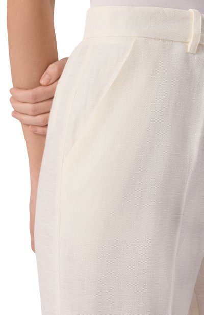 Льняные брюки P.A.R.O.S.H. молочного цвета по цене 54600 руб., арт. D232290, фото 5 Льняные брюки P.A.R.O.S.H., арт. D232290, фото 5