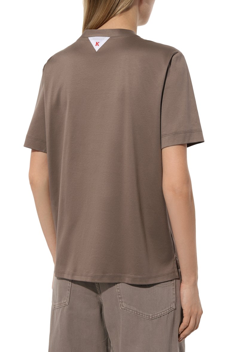 Женская хлопковая футболка KITON серого цвета, арт. D53450H08051 | Фото 4 (Длина (для топов): Стандартные; Рукава: Короткие; Материал внешний: Хлопок; Принт: Без принта; Стили: Кэжуэл)