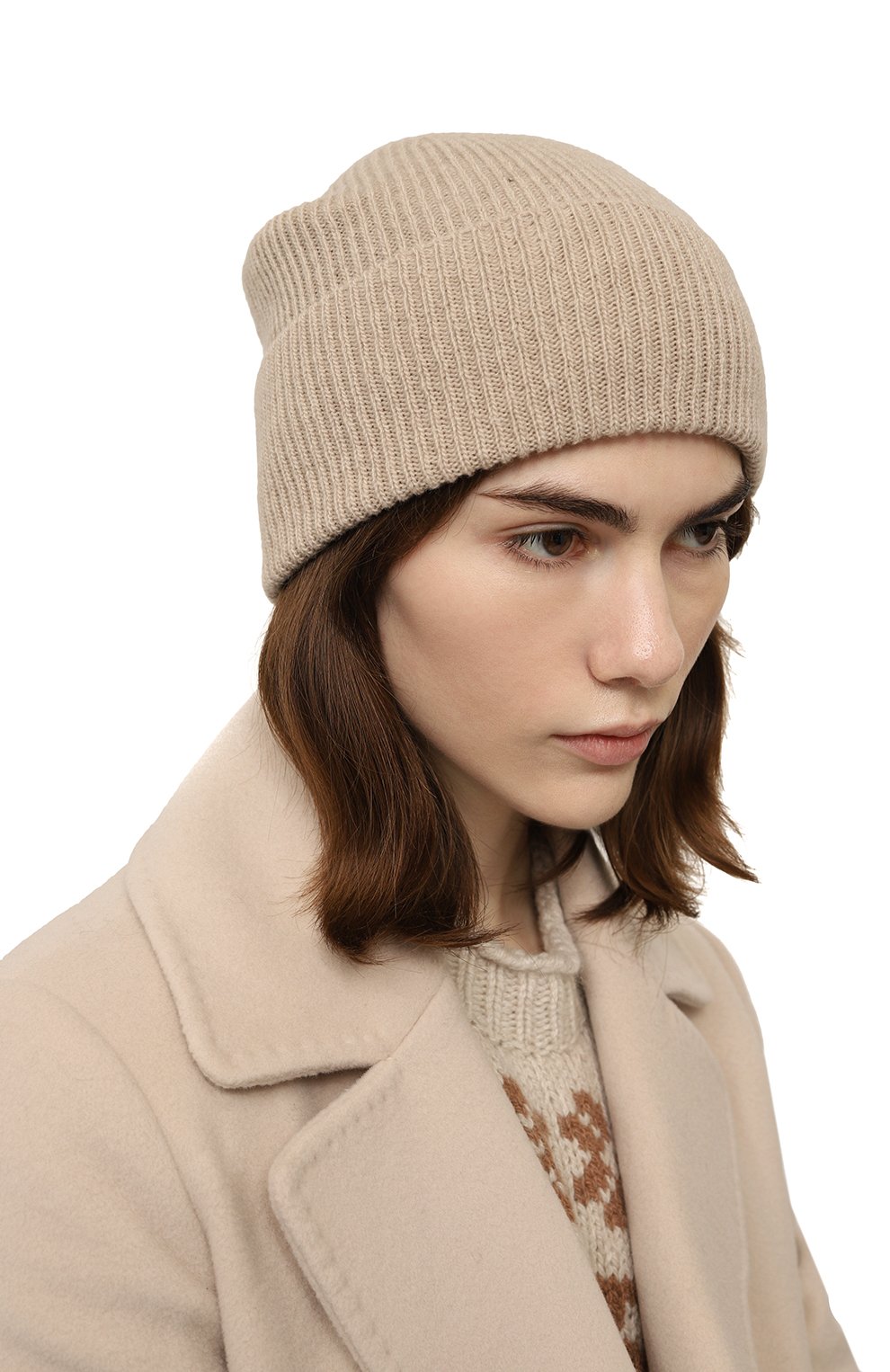 Шапка из шерсти и кашемира ELEVENTY бежевого цвета по цене 13950 руб., арт. H81ACCH09/MAG0H077, фото 2 Шапка из шерсти и кашемира ELEVENTY, арт. H81ACCH09/MAG0H077, фото 2