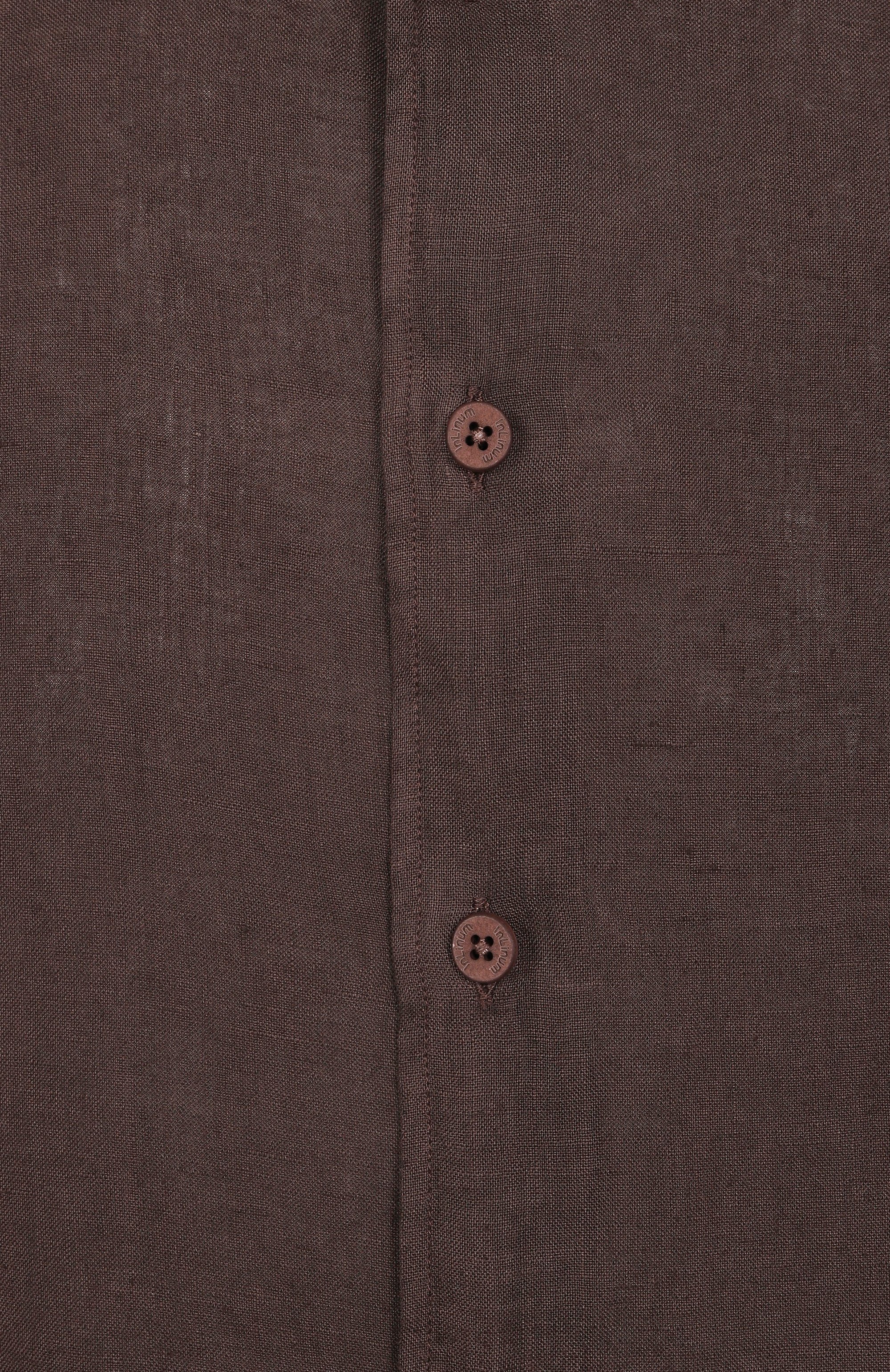 Льняная рубашка INLINUM темно-коричневого цвета по цене 26350 руб., арт. VALENTIN0_21, фото 6 Льняная рубашка INLINUM, арт. VALENTIN0_21, фото 6