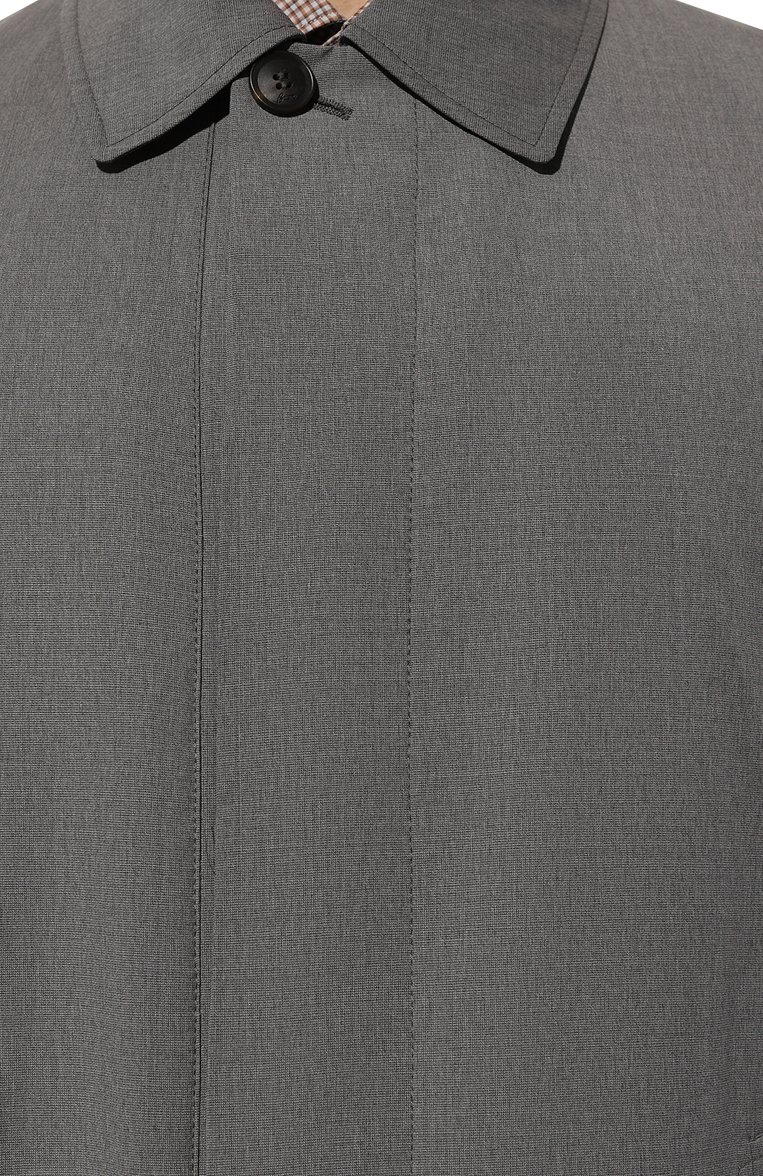Мужской шерстяной плащ BRIONI серого цвета, арт. SHMF/P6A32 | Фото 5 (Мужское Кросс-КТ: Плащ-верхняя одежда; Материал внешний: Шерсть; Рукава: Длинные; Длина (верхняя одежда): До середины бедра; Материал сплава: Проставлено; Стили: Классический; Материал подклада: Синтетический материал; Ювелирные украшения: Назначено; Драгоценные камни: Проставлено)