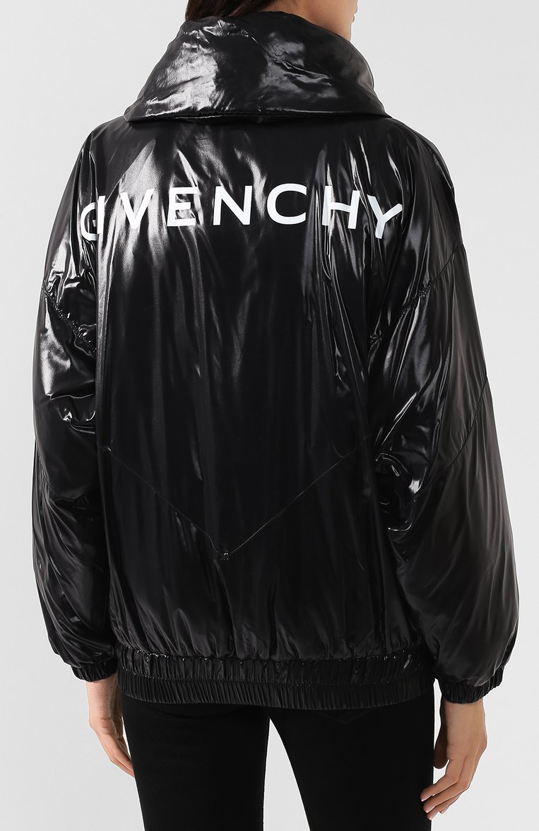 Женская утепленная куртка GIVENCHY черного цвета, арт. BW005M101L | Фото 4 (Материал подклада: Синтетический материал; Рукава: Длинные; Длина (верхняя одежда): Короткие; Материал внешний: Синтетический материал; Рукава от горловины: Длинные; Кросс-КТ: Куртка, Утепленные; Женское Кросс-КТ: Пуховик-куртка; Статус проверки: Проверена категория; Драгоценные камни: Проставлено; Ювелирные украшения: Назначено; Материал сплава: Проставлено)