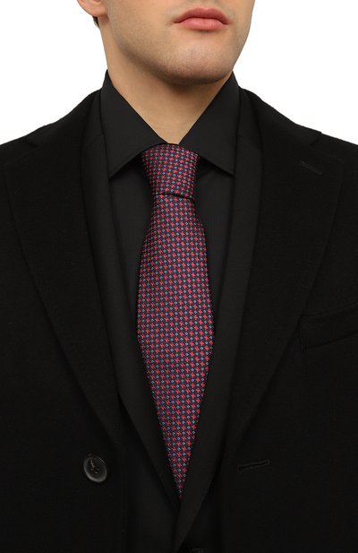 Шелковый галстук KITON красного цвета по цене 28050 руб., арт. UCRVKLC02I54, фото 2 Шелковый галстук KITON, арт. UCRVKLC02I54, фото 2
