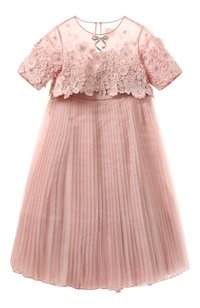 Светло-розовый