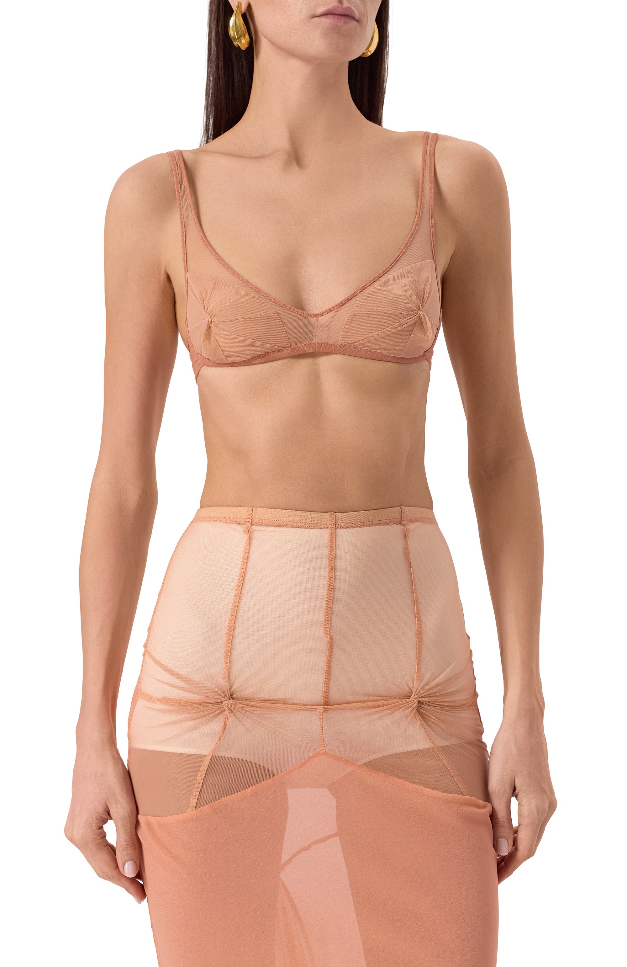 Топ THE ATTICO бежевого цвета по цене 64200 руб., арт. 250WCL00003/MIX047AA, фото 3 Топ THE ATTICO, арт. 250WCL00003/MIX047AA, фото 3