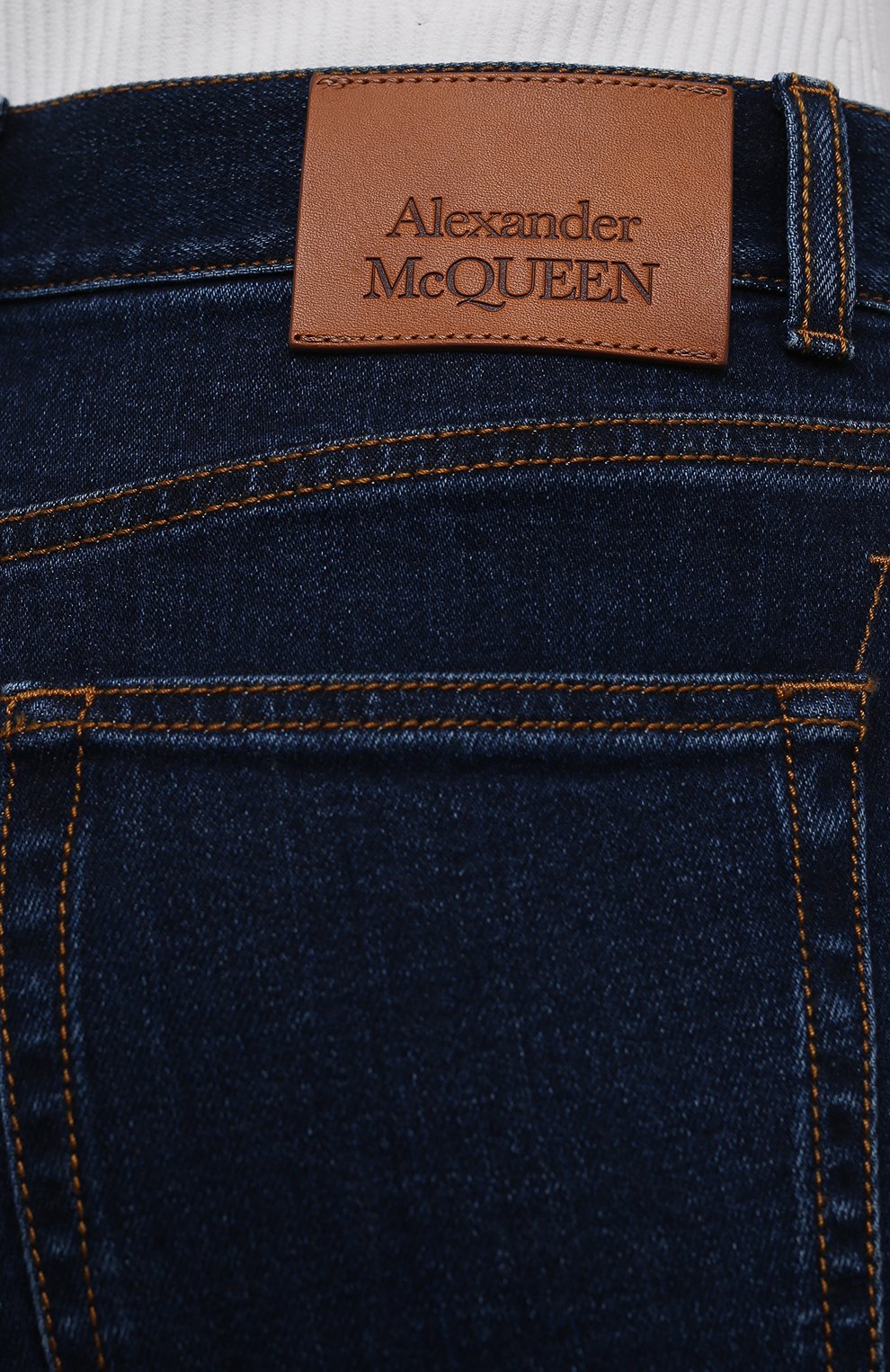 Джинсы ALEXANDER MCQUEEN синего цвета по цене 62500 руб., арт. 653509/QMAA8, фото 5 Джинсы ALEXANDER MCQUEEN, арт. 653509/QMAA8, фото 5