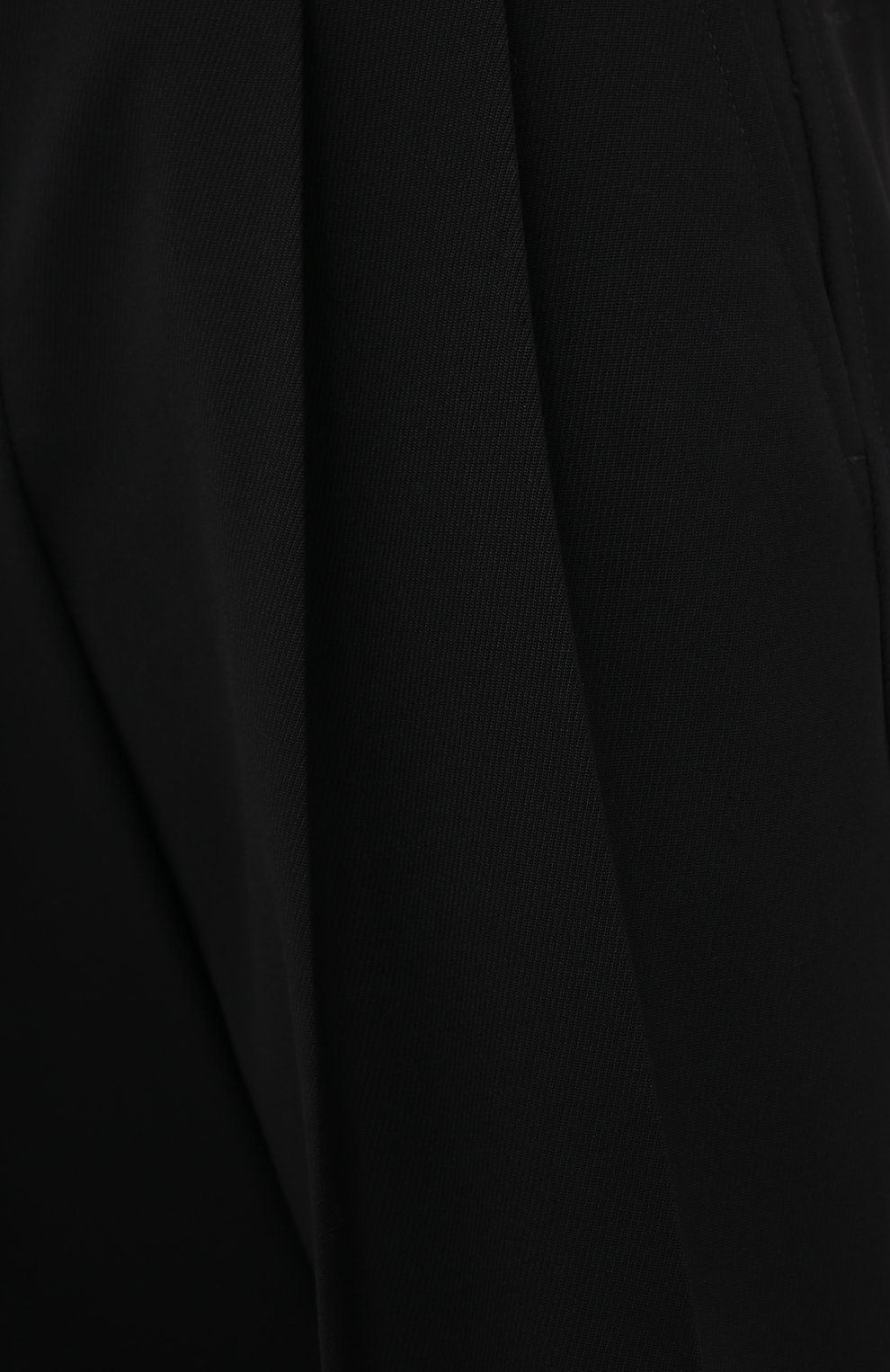 Шерстяные шорты BRUNELLO CUCINELLI черного цвета по цене 89500 руб., арт. MP171P7322, фото 5 Шерстяные шорты BRUNELLO CUCINELLI, арт. MP171P7322, фото 5