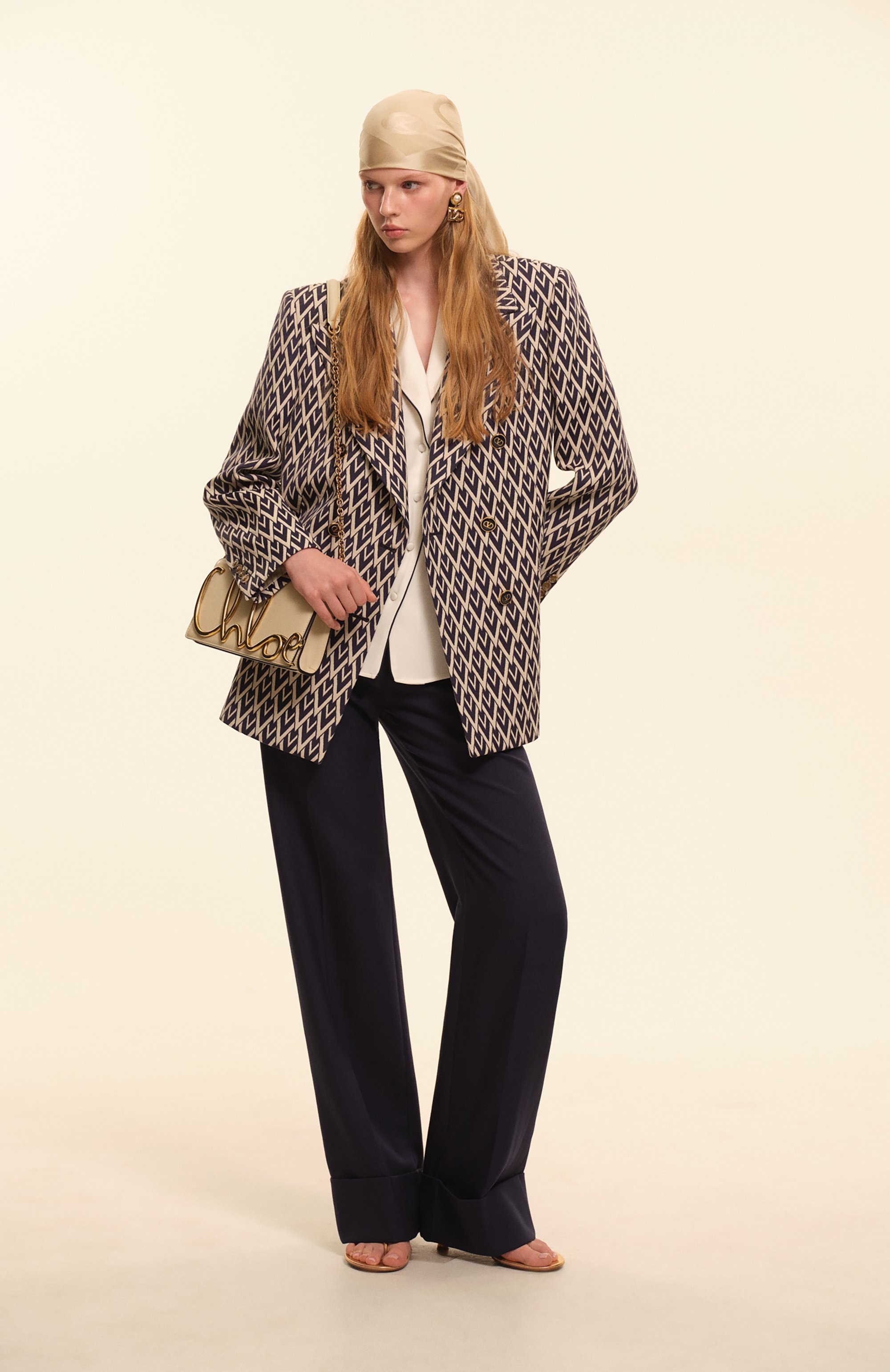 Шелковая блузка MVST белого цвета по цене 113000 руб., арт. 25E/X2P/0/G031/5545, фото 7 Шелковая блузка MVST, арт. 25E/X2P/0/G031/5545, фото 7