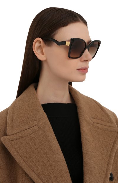 Солнцезащитные очки DOLCE & GABBANA темно-коричневого цвета по цене 38450 руб., арт. 6168-502/13, фото 2 Солнцезащитные очки DOLCE & GABBANA, арт. 6168-502/13, фото 2