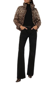 Женский пуховик DOLCE & GABBANA леопардового цвета, арт. F9R11T/HSMW8/36 | Фото 2 (Рукава: Длинные; Материал сплава: Проставлено; Драгоценные камни: Проставлено; Длина (верхняя одежда): Короткие; Материал подклада: Синтетический материал; Стили: Гламурный; Кросс-КТ: Пухо�вик; Материал внешний: Синтетический материал)