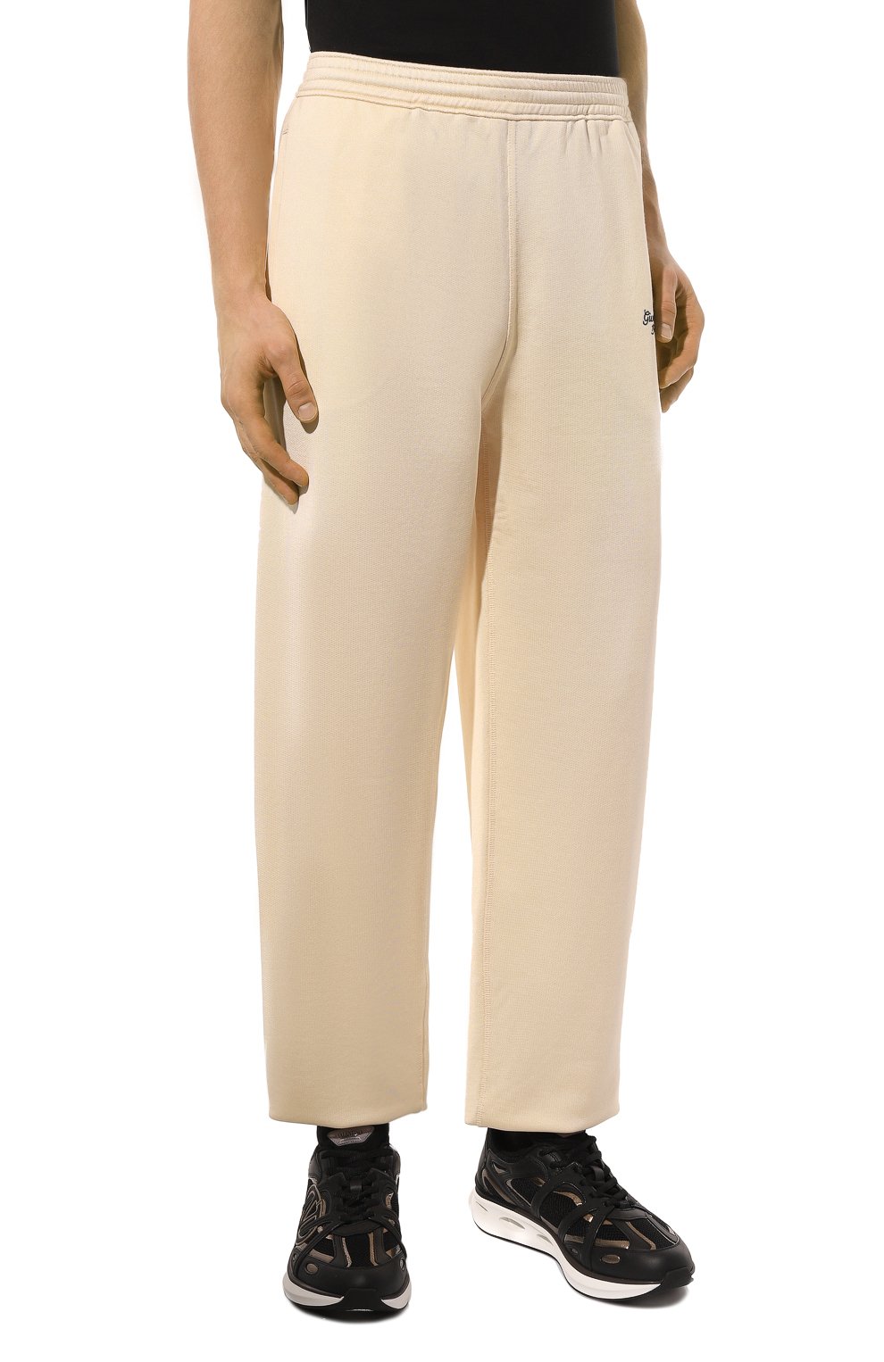 Джоггеры из вискозы и хлопка GIVENCHY кремового цвета по цене 163000 руб., арт. BM51GK/3YMB, фото 3 Джоггеры из вискозы и хлопка GIVENCHY, арт. BM51GK/3YMB, фото 3