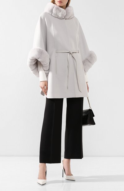 Кашемировая накидка LORO PIANA бежевого цвета по цене 1980000 руб., арт. FAG3754, фото 2 Кашемировая накидка LORO PIANA, арт. FAG3754, фото 2