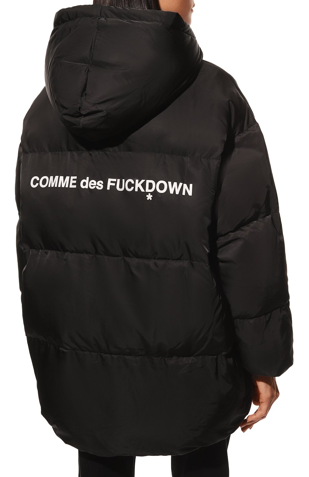 Пуховик COMME DES FUCKDOWN черного цвета по цене 36600 руб., арт. CDFD1897, фото 4 Пуховик COMME DES FUCKDOWN, арт. CDFD1897, фото 4