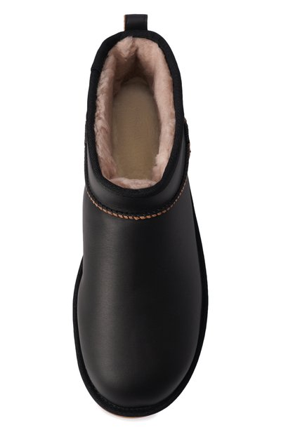 Кожаные угги classic ultra mini contrast UGG черного цвета по цене 26350 руб., арт. 1183372, фото 5 Кожаные угги classic ultra mini contrast UGG, арт. 1183372, фото 5