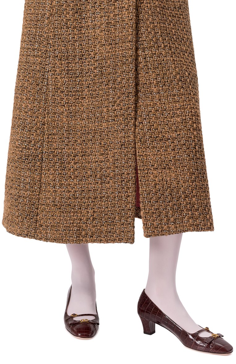Женские кожаные туфли bowow 45 VALENTINO коричневого цвета, арт. 6W2S0LD2/HUR | Фото 3 (Материал внутренний: Натуральная кожа; Подошва: Плоская; Драгоценные камни: Проставлено; Материал внешний: Натуральная кожа; Материал сплава: Проставлено; Каблук высота: Низкий; Каблук тип: Устойчивый)