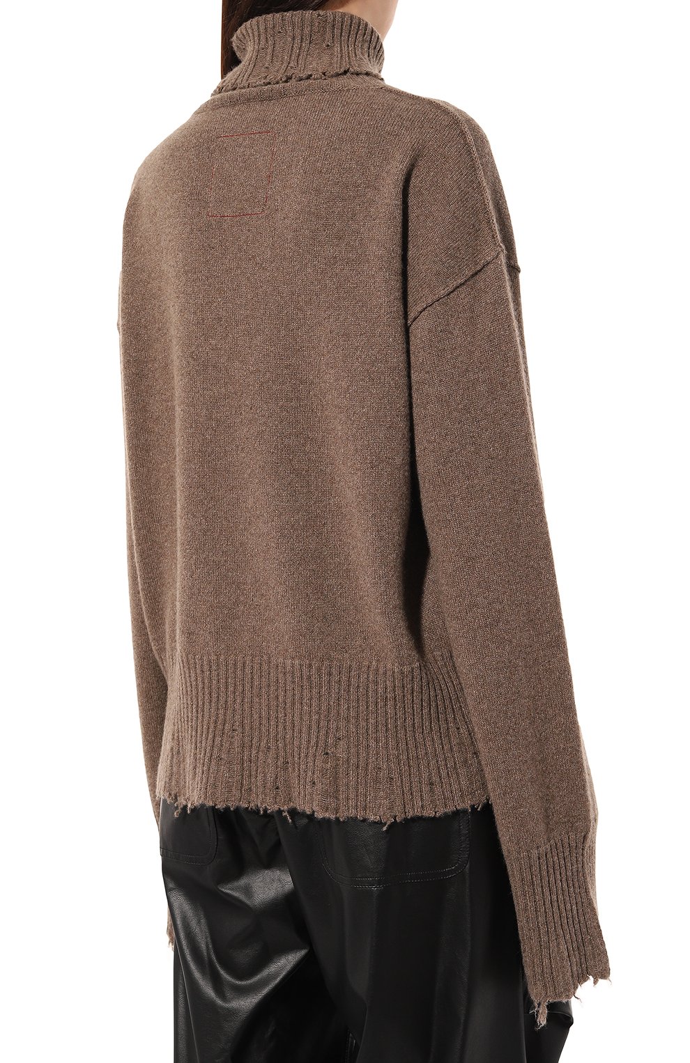 Кашемировый свитер UMA WANG коричневого цвета по цене 106000 руб., арт. UK7153, фото 4 Кашемировый свитер UMA WANG, арт. UK7153, фото 4