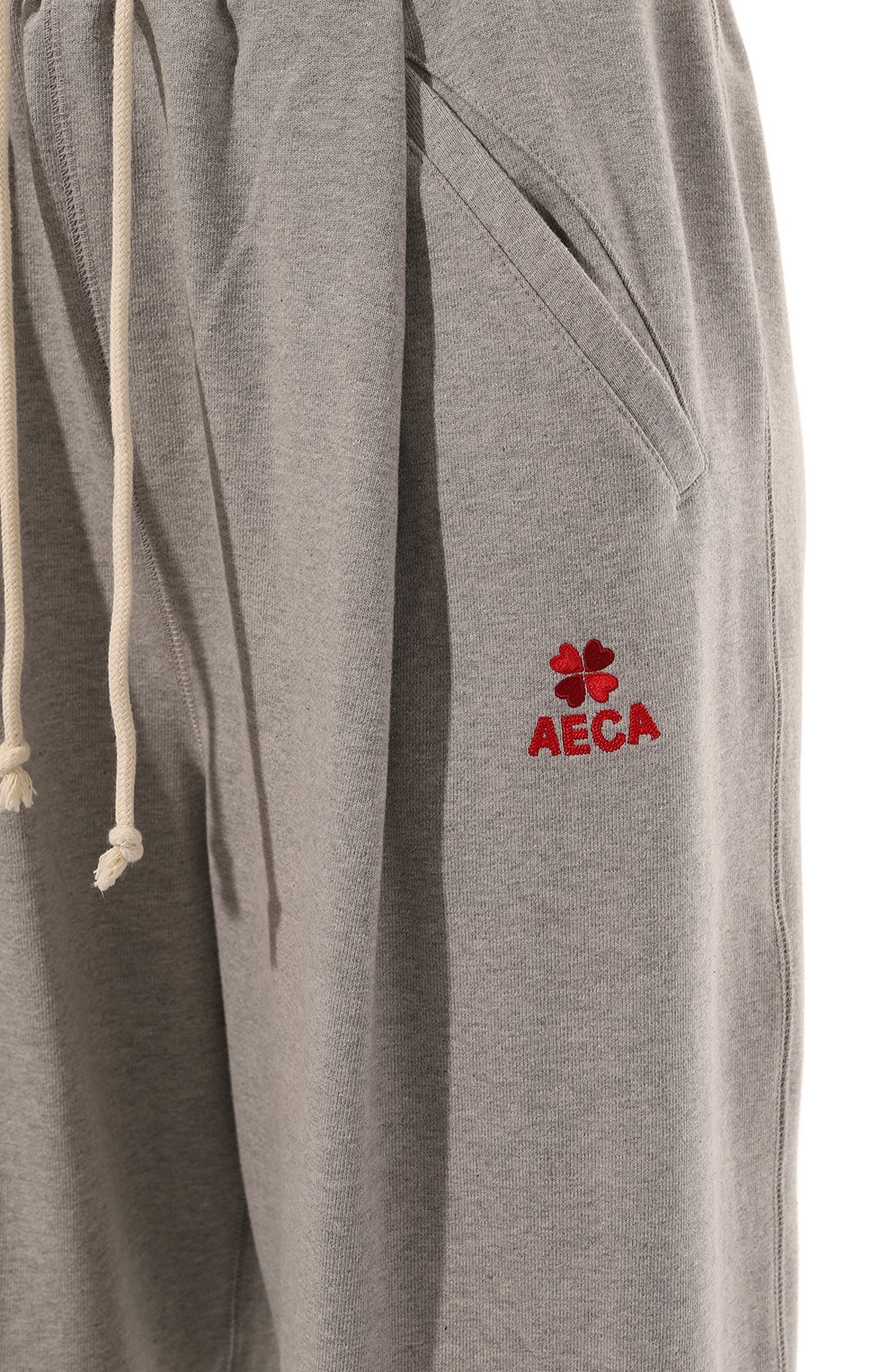 Хлопковые брюки AECA WHITE серого цвета по цене 15820 руб., арт. FWCMFWBDBSLSO005C0, фото 5 Хлопковые брюки AECA WHITE, арт. FWCMFWBDBSLSO005C0, фото 5