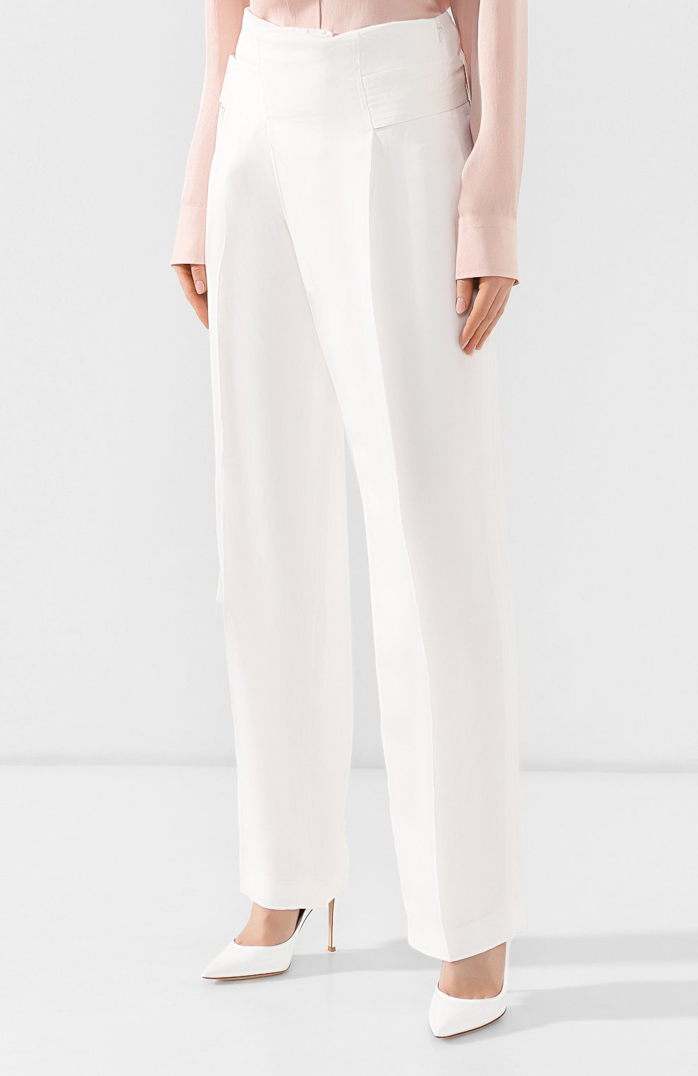 Брюки с поясом VICTORIA BECKHAM белого цвета по цене 63250 руб., арт. TR 0VR 2814C MSS19 MATT SATIN, фото 3 Брюки с поясом VICTORIA BECKHAM, арт. TR 0VR 2814C MSS19 MATT SATIN, фото 3