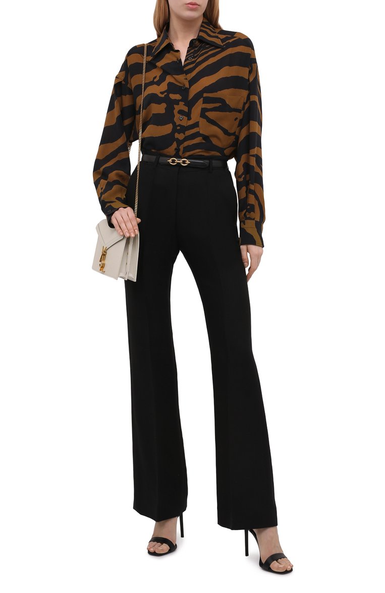 Женская рубашка TOM FORD коричневого цвета, арт. CA3191-FAP139 | Фото 2 (Длина (для т�опов): Удлиненные; Рукава: Длинные; Женское Кросс-КТ: Рубашка-одежда; Принт: С принтом; Стили: Кэжуэл; Региональные ограничения белый список (Axapta Mercury): RU; Материал внешний: Хлопок)
