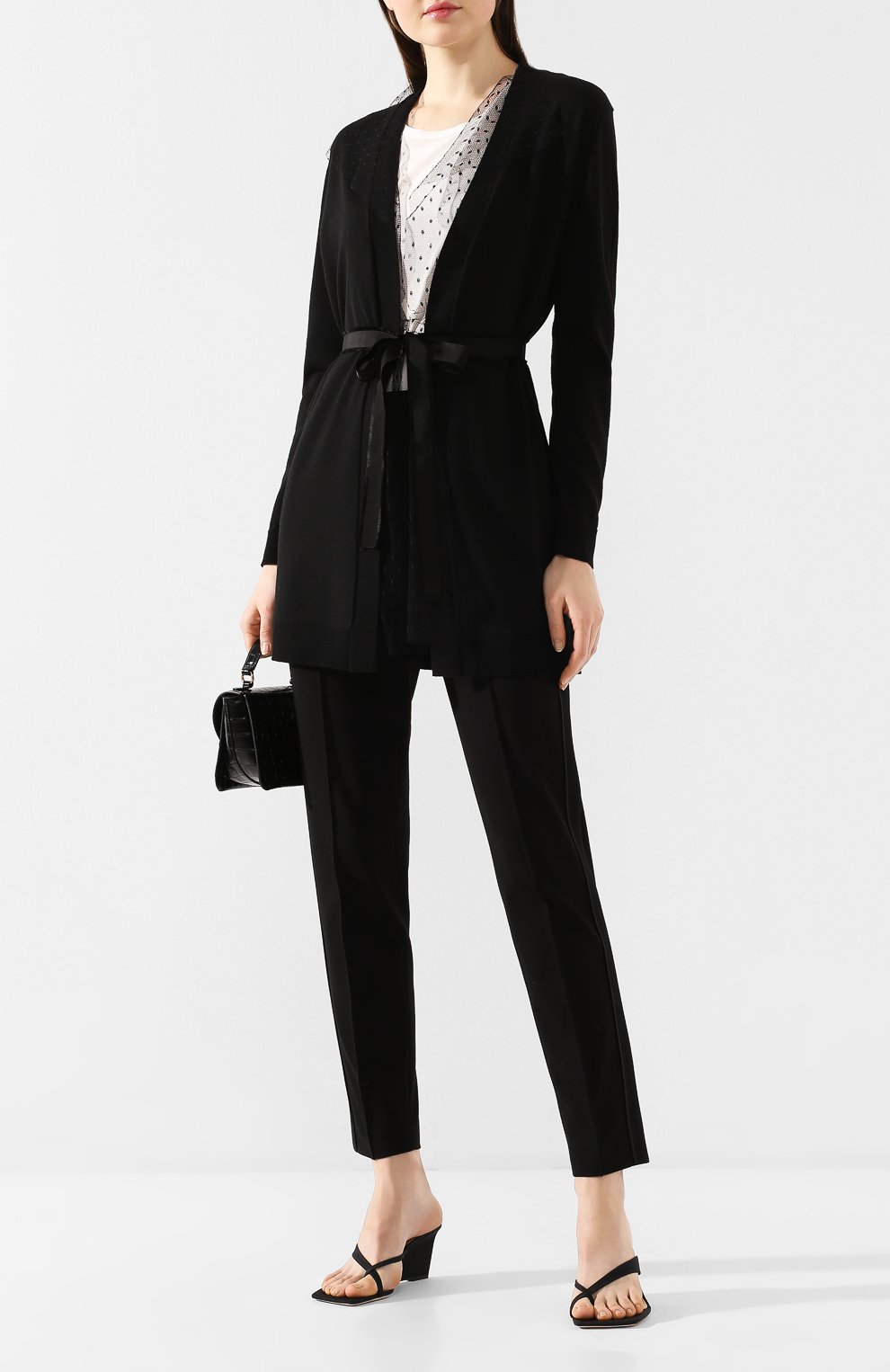 Шерстяной кардиган REDVALENTINO черного цвета по цене 37500 руб., арт. TR3KAA53/4VM, фото 2 Шерстяной кардиган REDVALENTINO, арт. TR3KAA53/4VM, фото 2